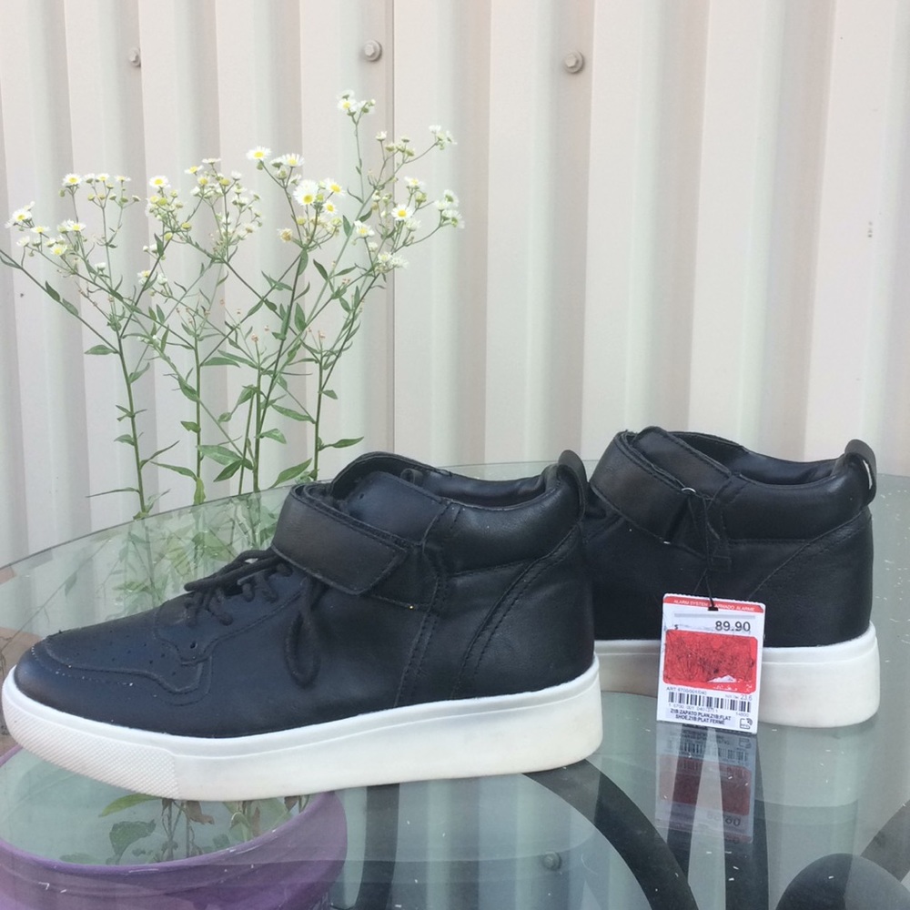 ZARA sneakers